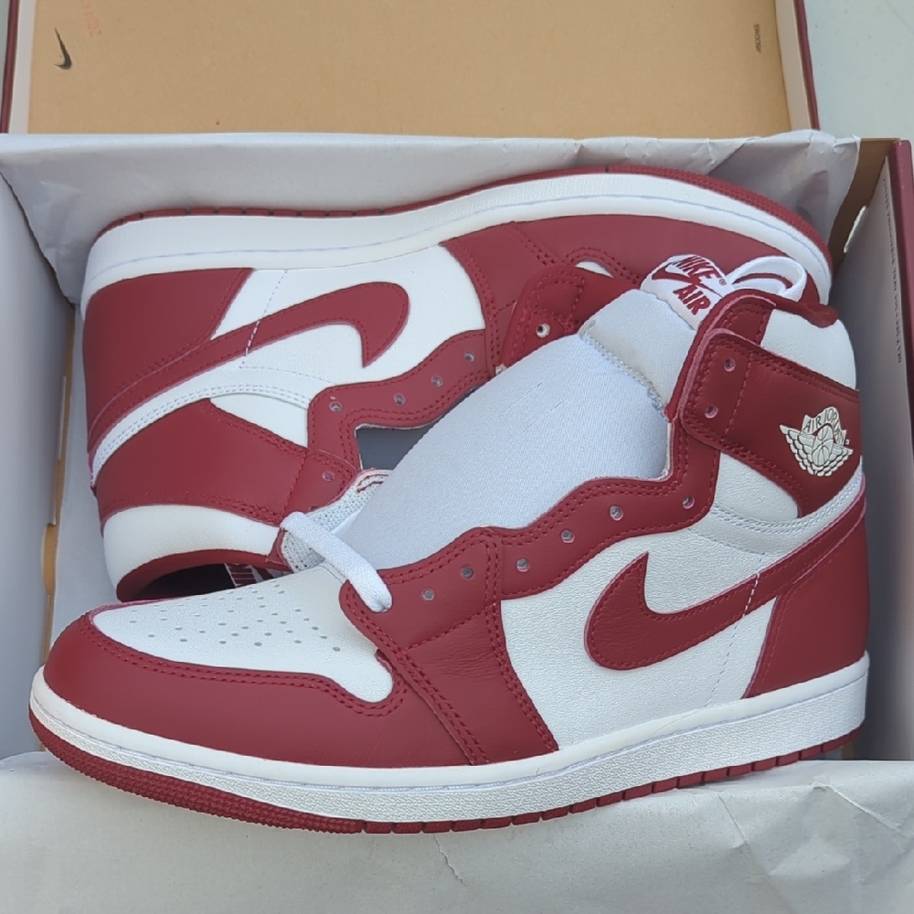 Nike Air Jordan 1 High Retro - Team Red ( DZ5485-160 )